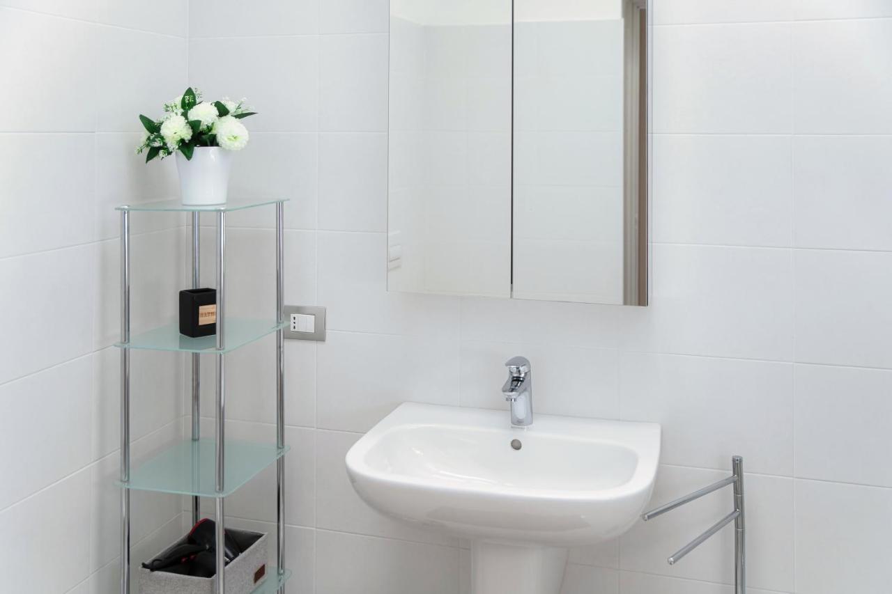 Sky Attic 72 - The House Of Travelers Apartment โกโม ภายนอก รูปภาพ