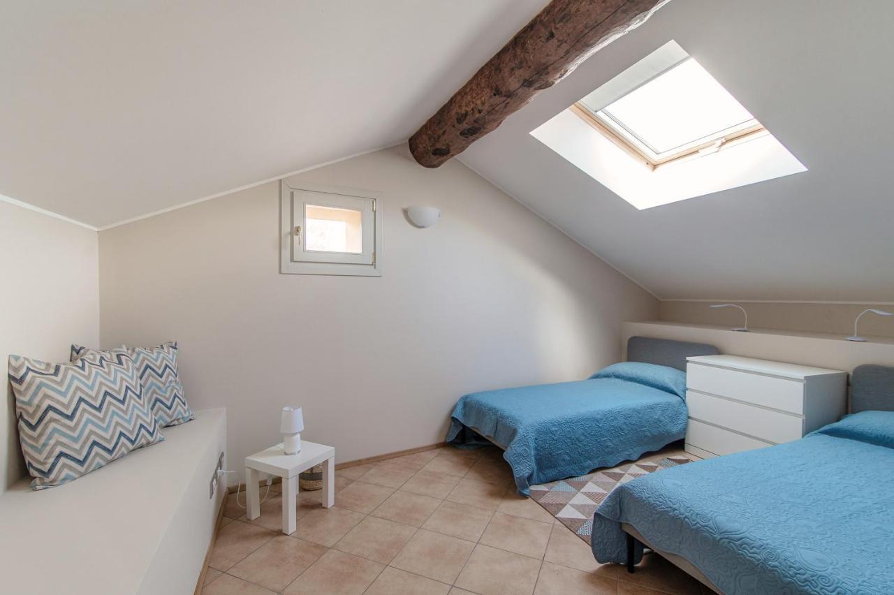 Sky Attic 72 - The House Of Travelers Apartment โกโม ภายนอก รูปภาพ